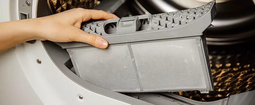Signs Of A Clogged Dryer Lint Trap in Newark, New Jersey